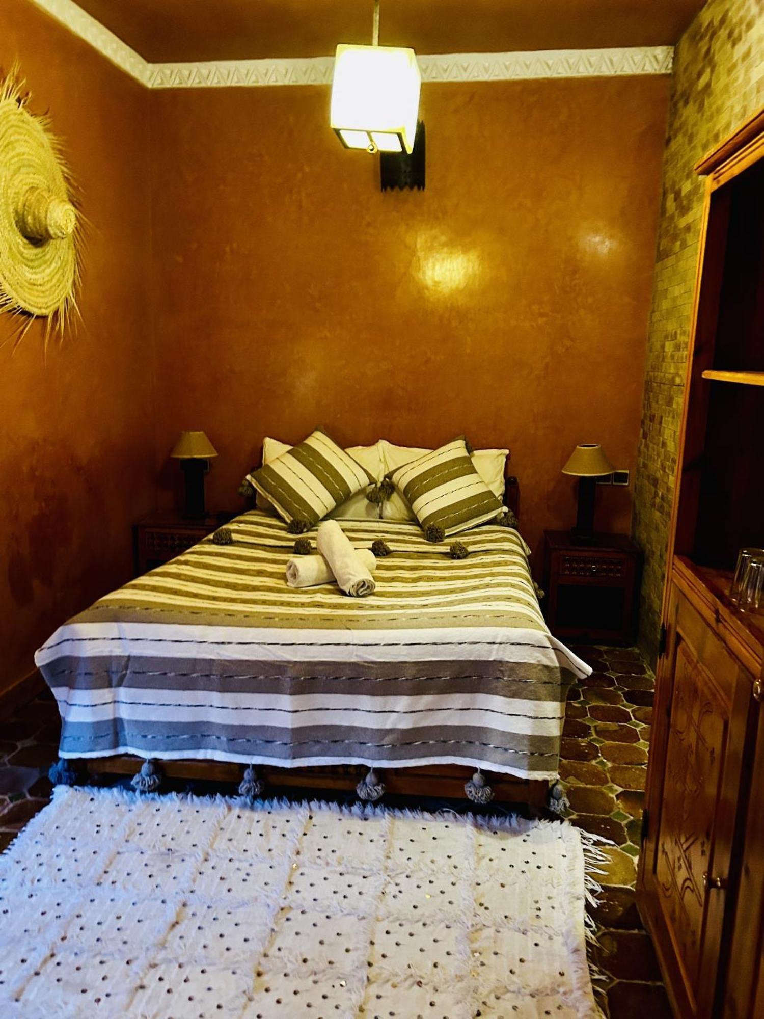 Kasbah Isfoula And Spa Ait Benhaddou Quarto foto